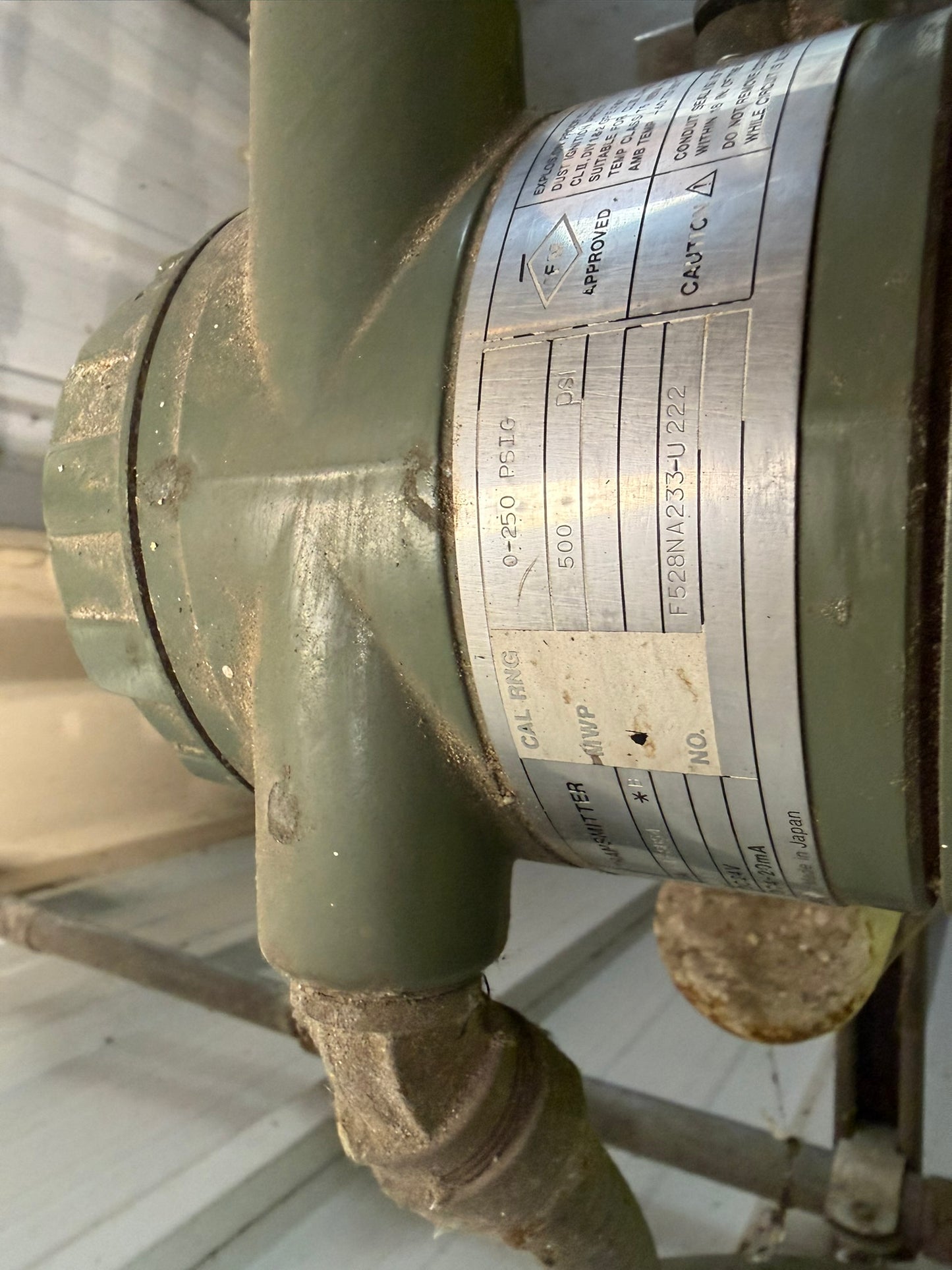 IN-20: Yokogawa UNI gauge-pressure transmitter. detail photograph 3.