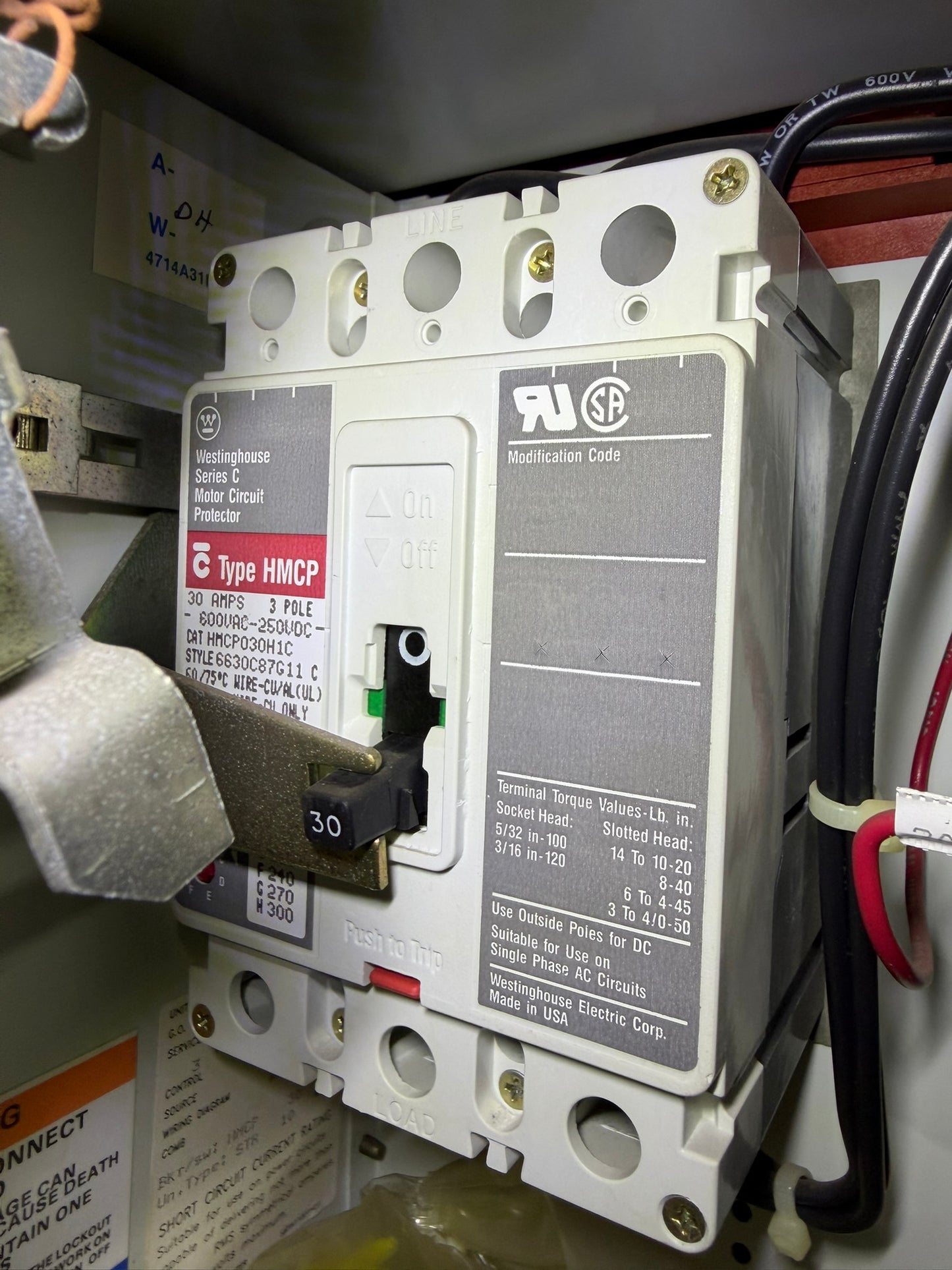 MC-40: 30 A motor circuit protector — HMCP030H1C. nameplate photograph 2.