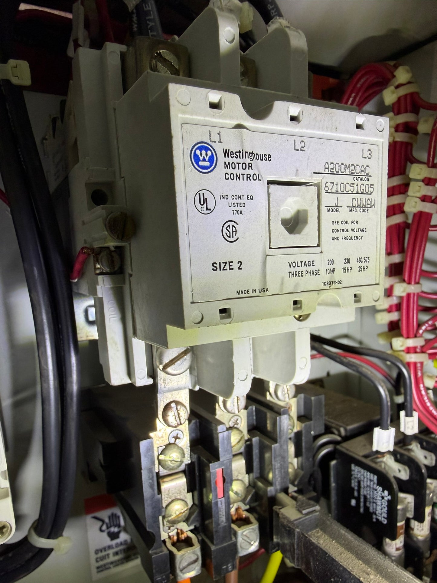 MS-31: NEMA size 2 motor starter — A200M2CAC. overview / nameplate photograph 1.