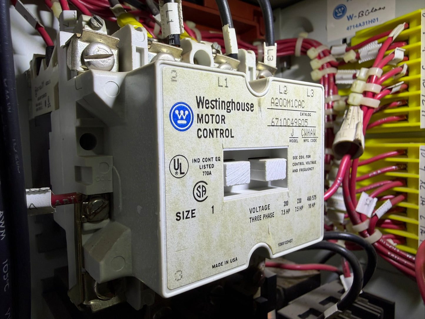 MS-33: NEMA size 1 motor starter — A200M1CAC. overview / nameplate photograph 1.