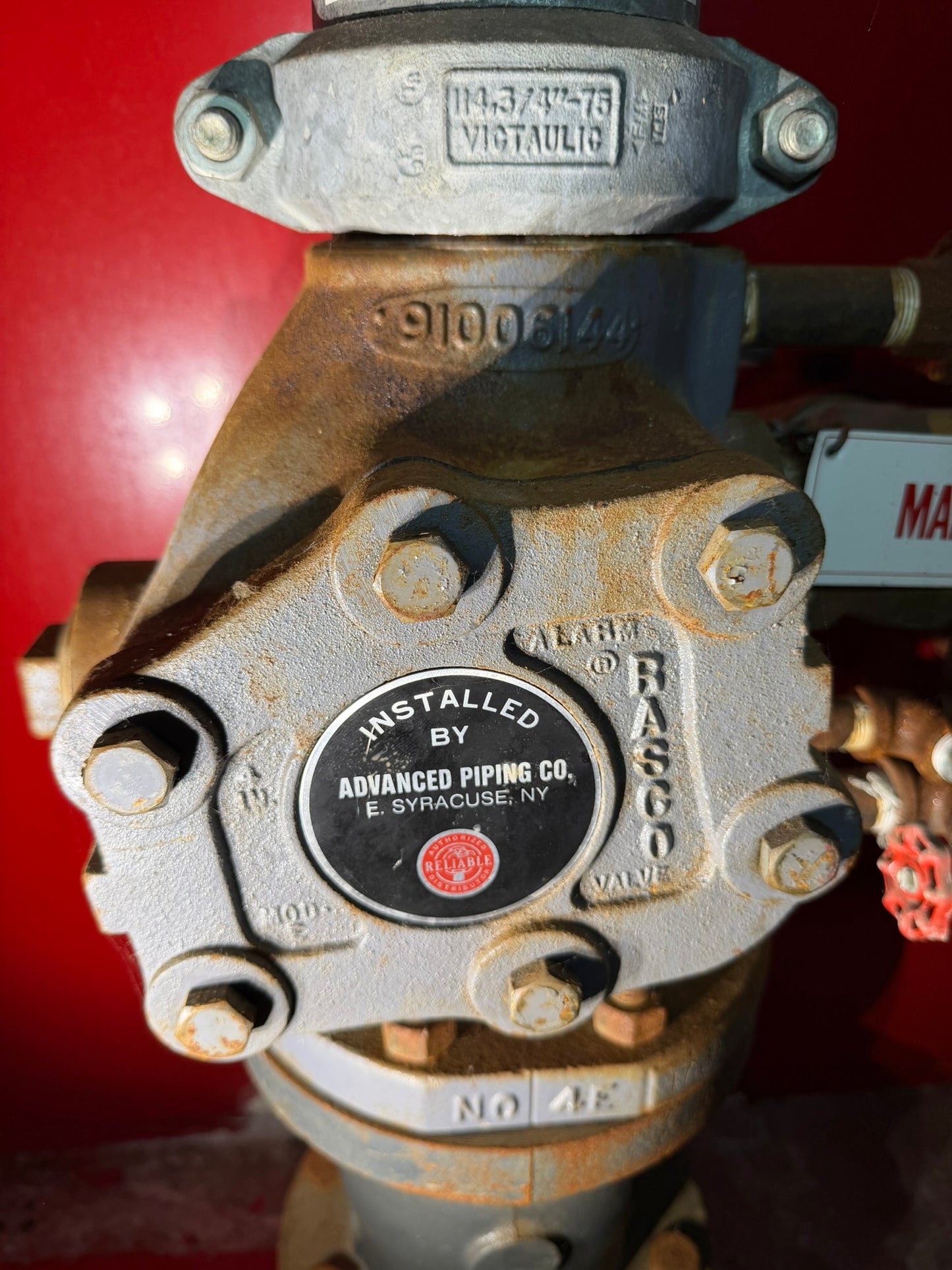 VL-17: Reliable 4-inch alarm check valve. nameplate photograph 2.