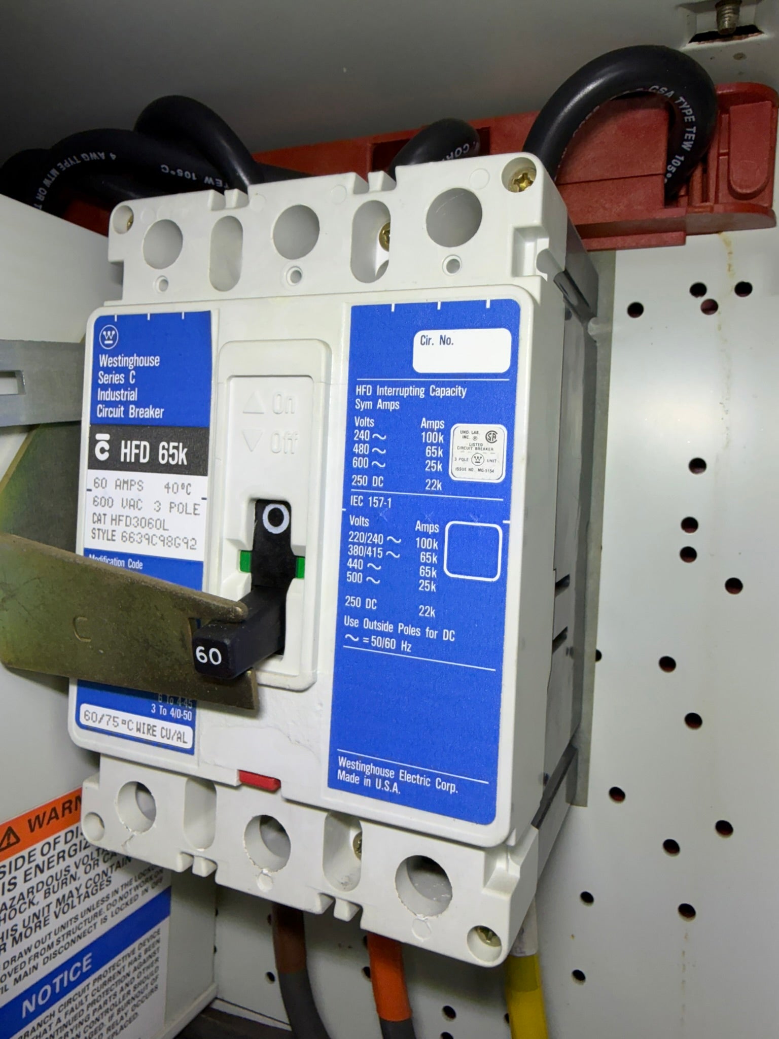 CB-02: 60 A molded-case circuit breaker — HFD3060L. overview / nameplate photograph 1.