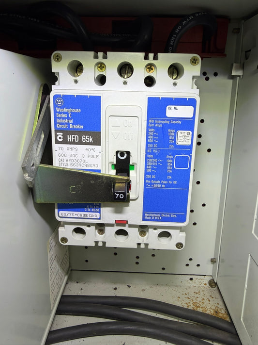 CB-13: 70 A molded-case circuit breaker — HFD3070L. overview / nameplate photograph 1.