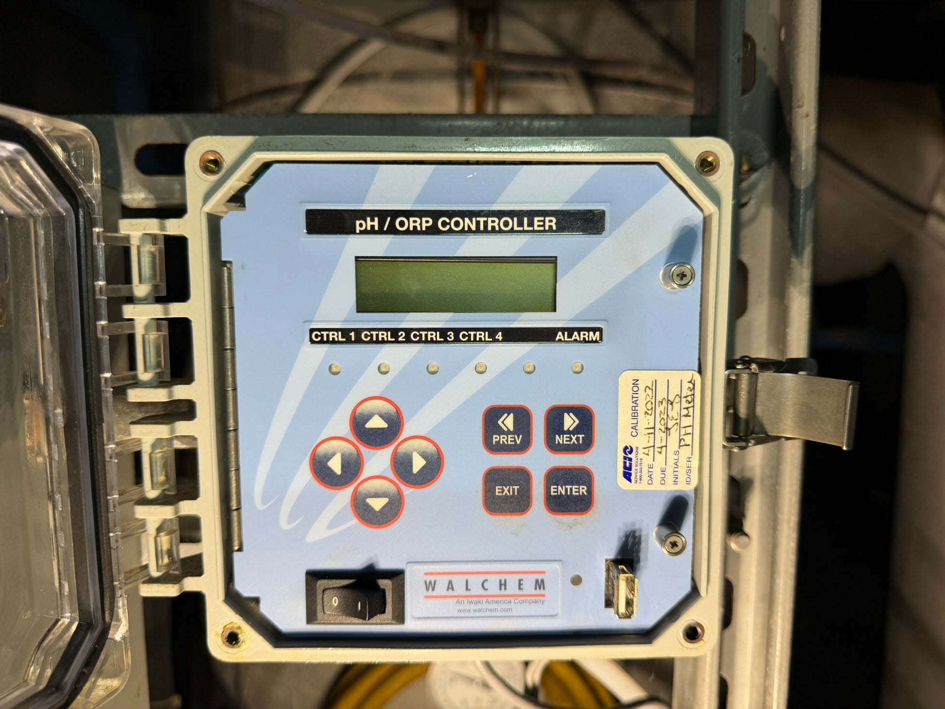 IN-16: Walchem WPH420 pH/ORP controller. overview photograph 1.