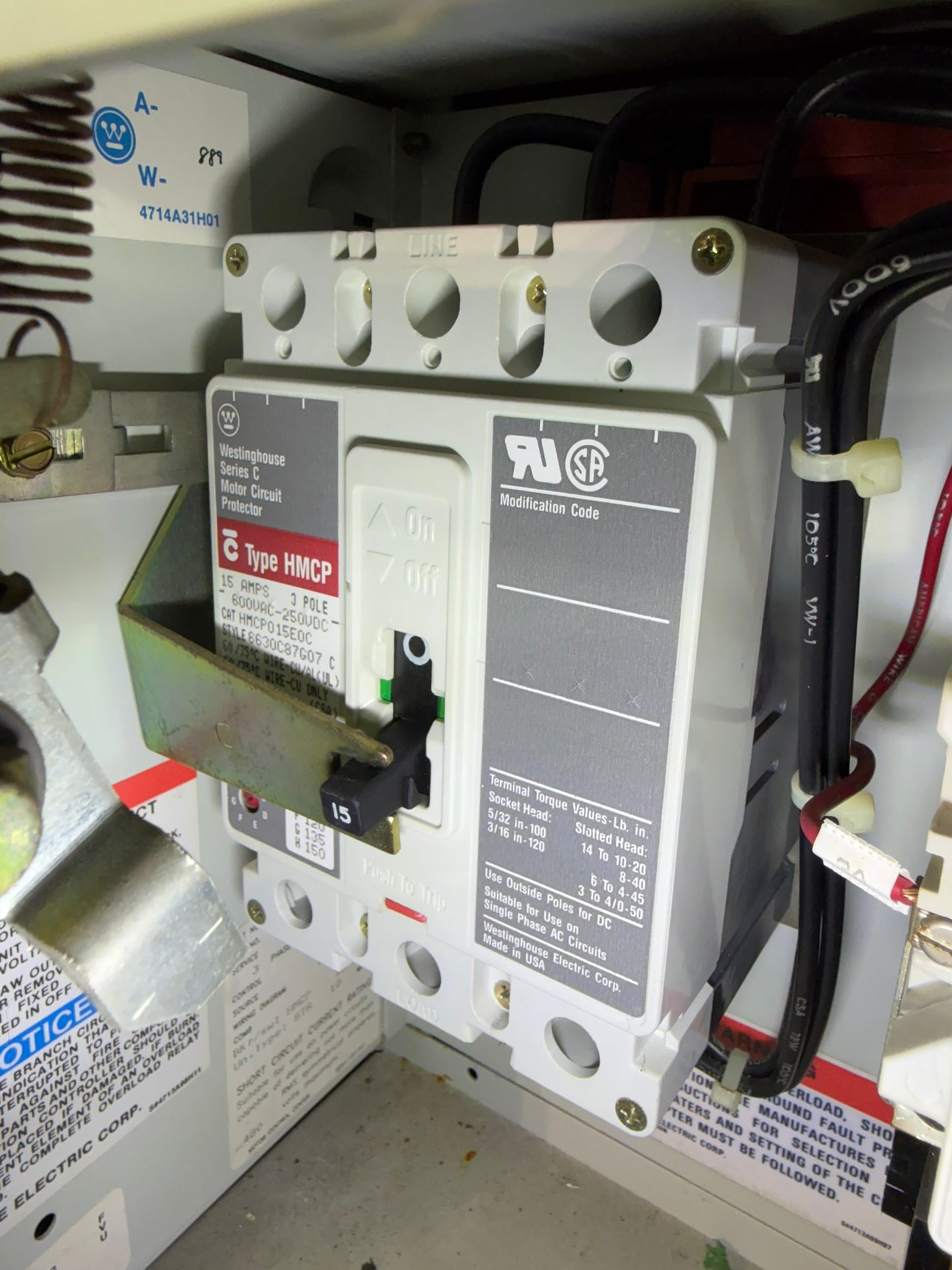 MC-18: 15 A motor circuit protector — HMCP015E0C. overview / nameplate photograph 1.