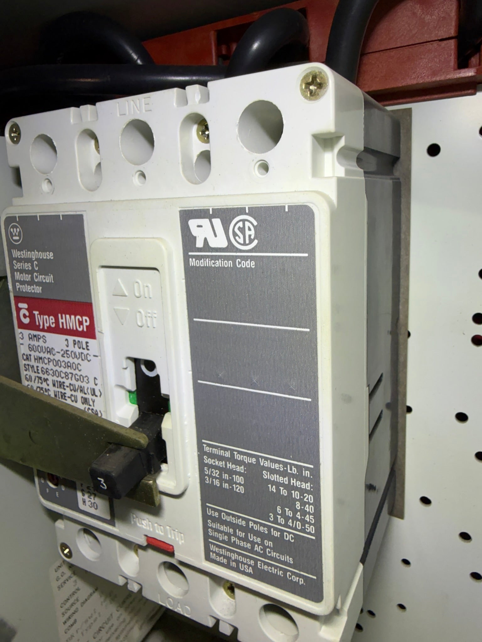 MC-30: 3 A motor circuit protector — HMCP003A0C. overview / nameplate photograph 1.