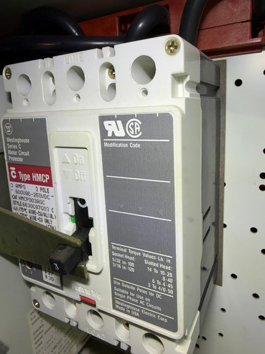 MC-30: 3 A motor circuit protector — HMCP003A0C. overview / nameplate photograph 1.