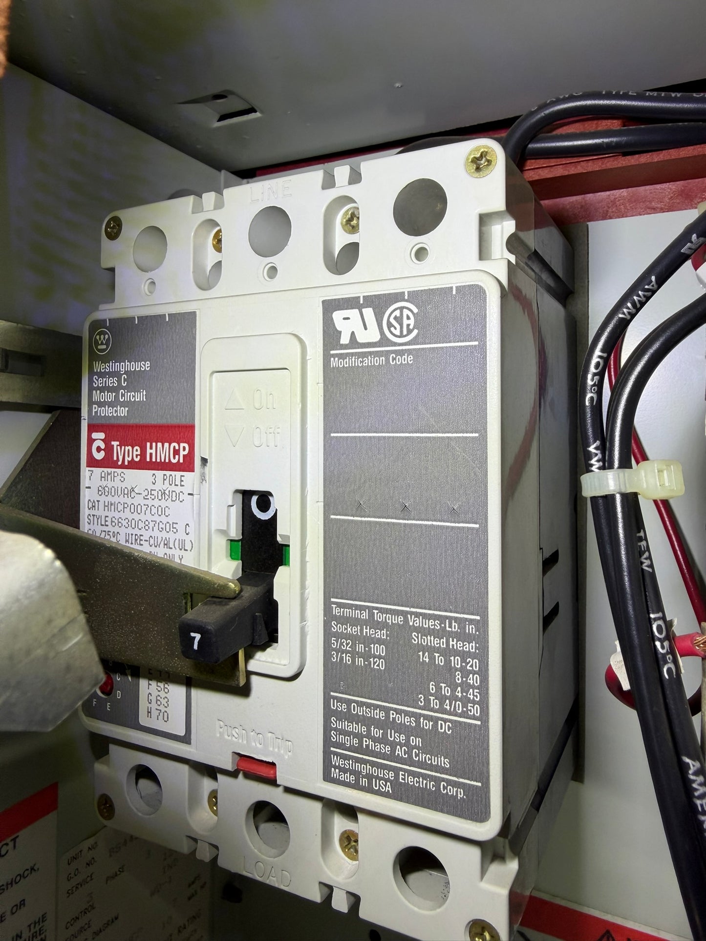 MC-32: 7 A motor circuit protector — HMCP007C0C. overview / nameplate photograph 1.
