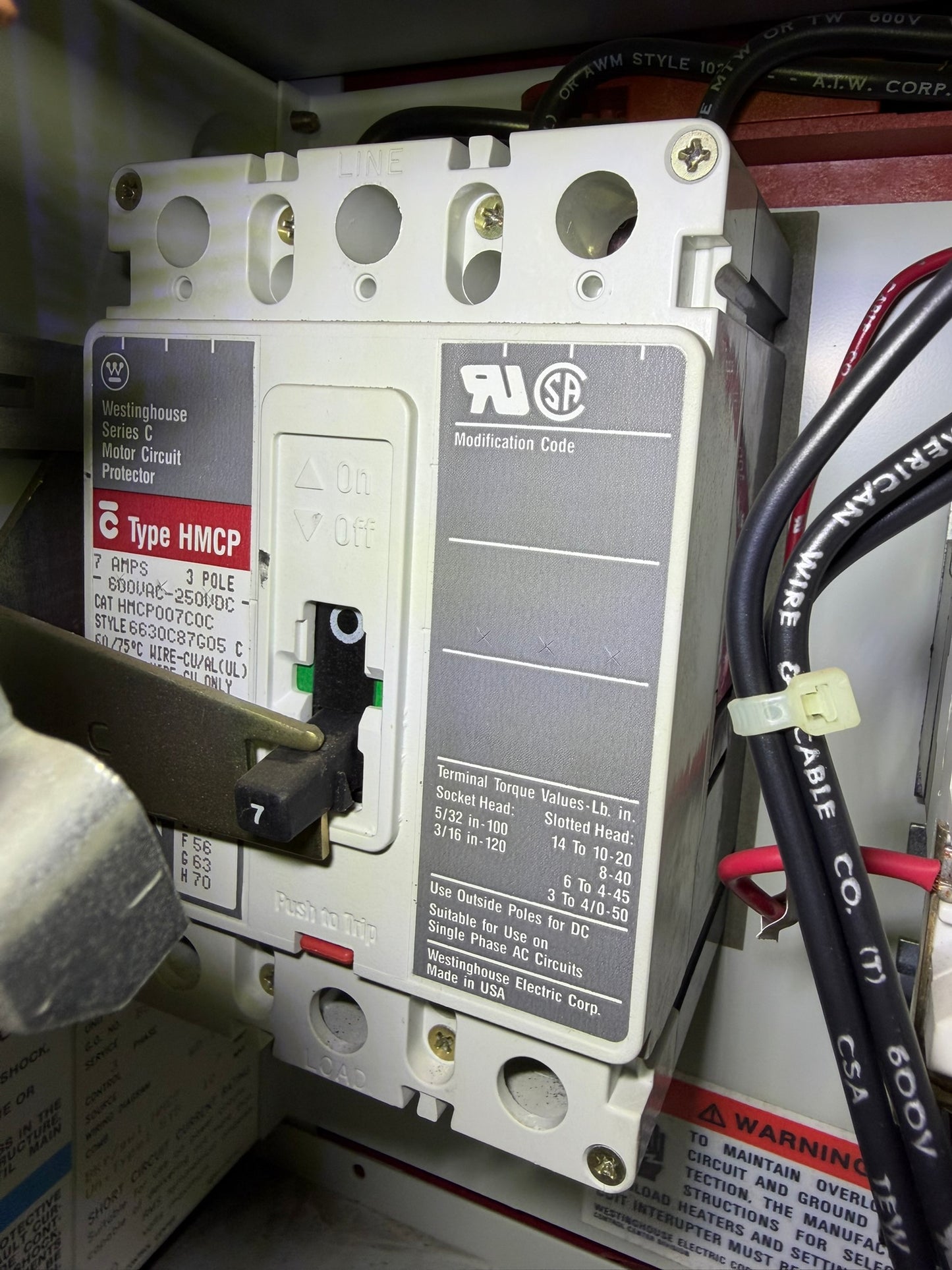 MC-33: 7 A motor circuit protector — HMCP007C0C. overview / nameplate photograph 1.