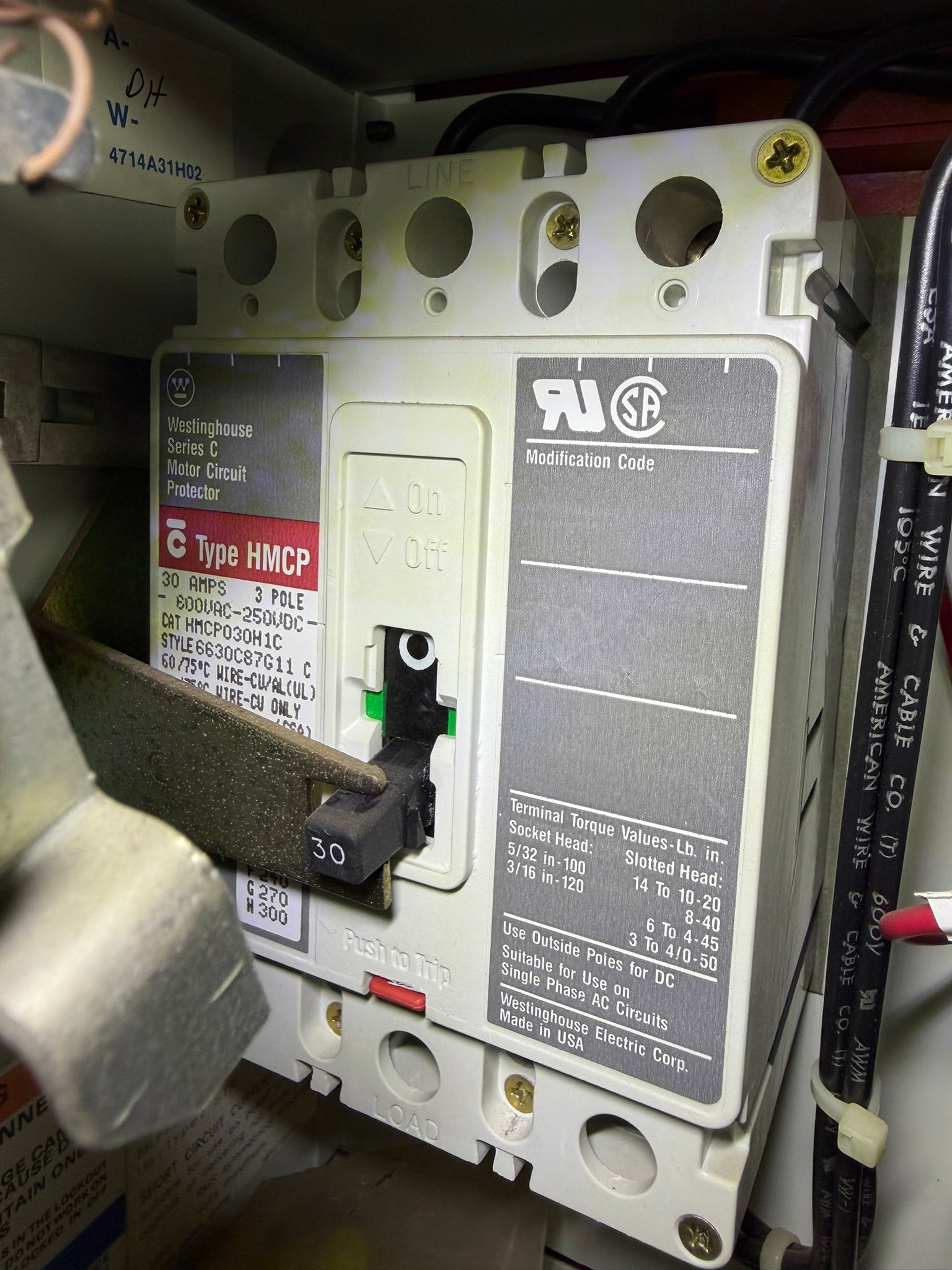MC-44: 30 A motor circuit protector — HMCP030H1C. overview / nameplate photograph 1.