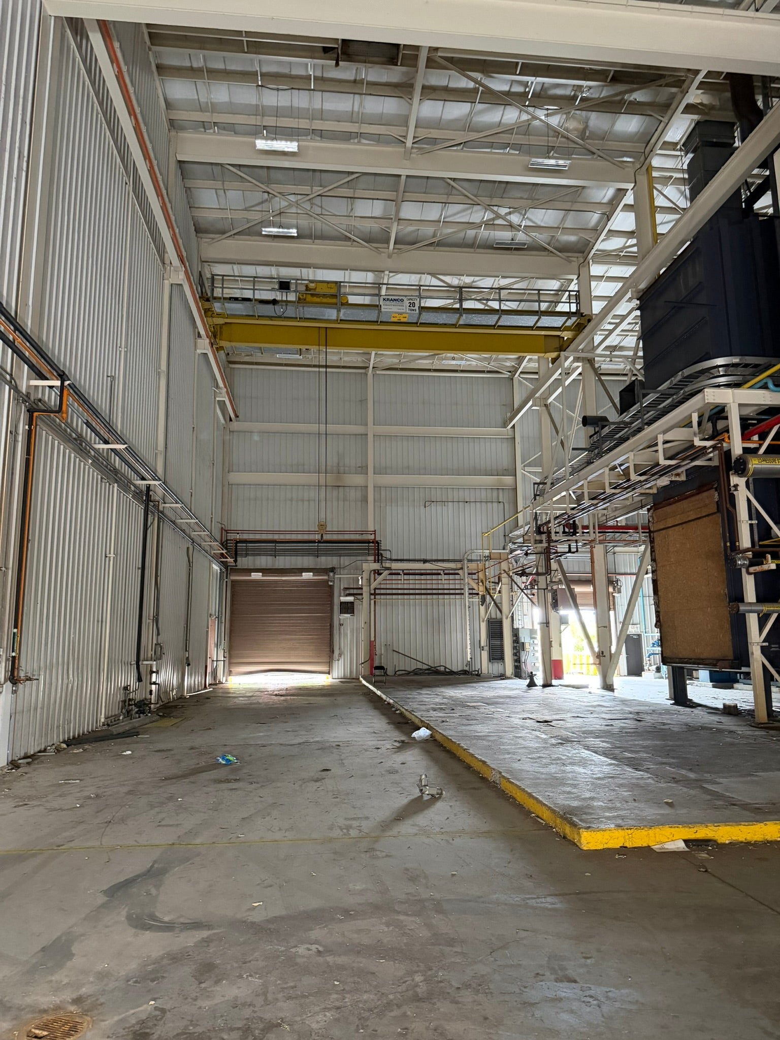 MP-03: Kranco 20-ton overhead bridge crane. overview photograph 1.