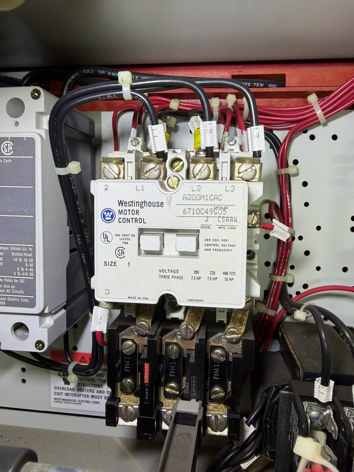 MS-09: NEMA size 1 motor starter — A200M1CAC. overview / nameplate photograph 1.