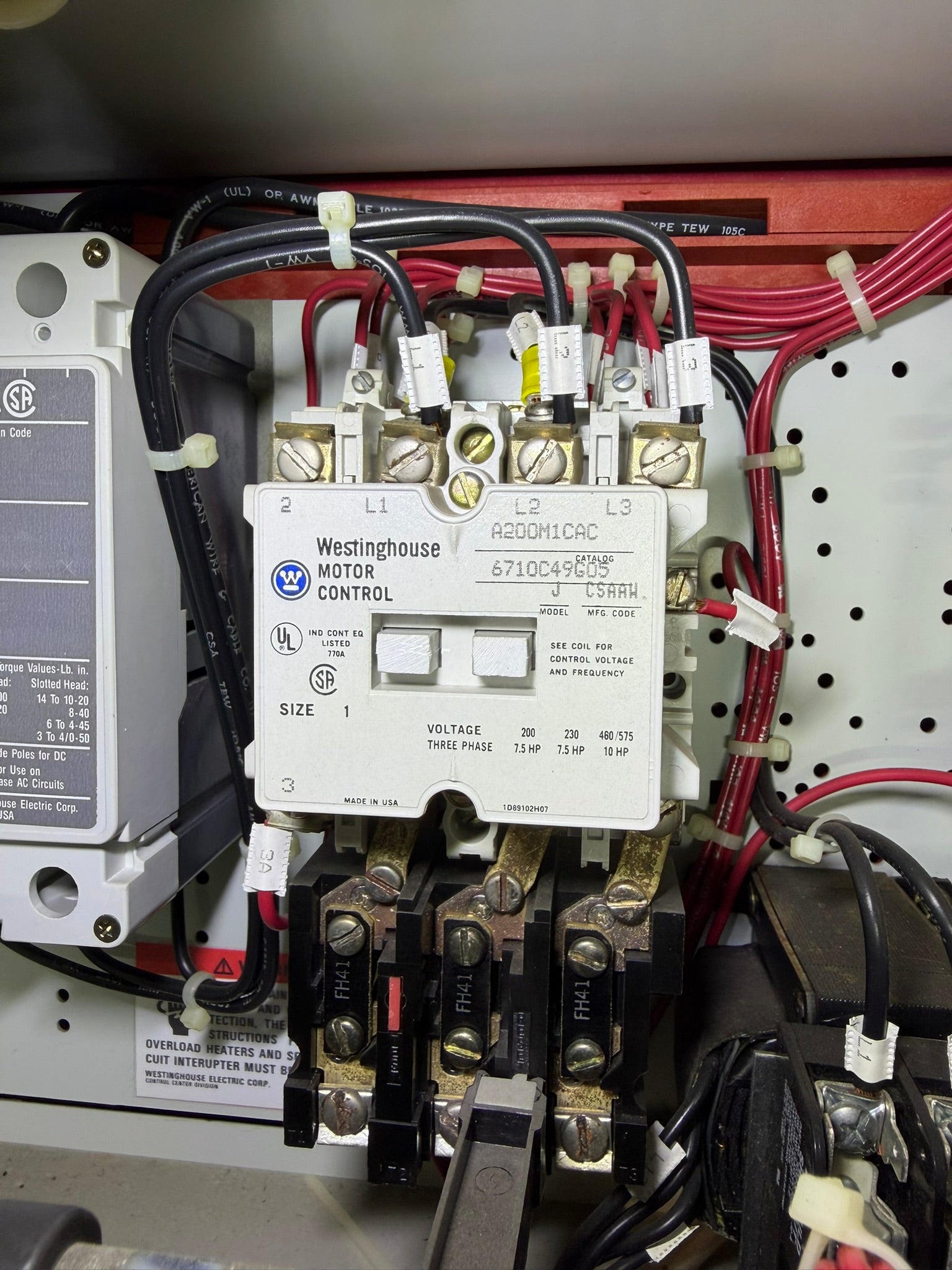 MS-09: NEMA size 1 motor starter — A200M1CAC. overview / nameplate photograph 1.
