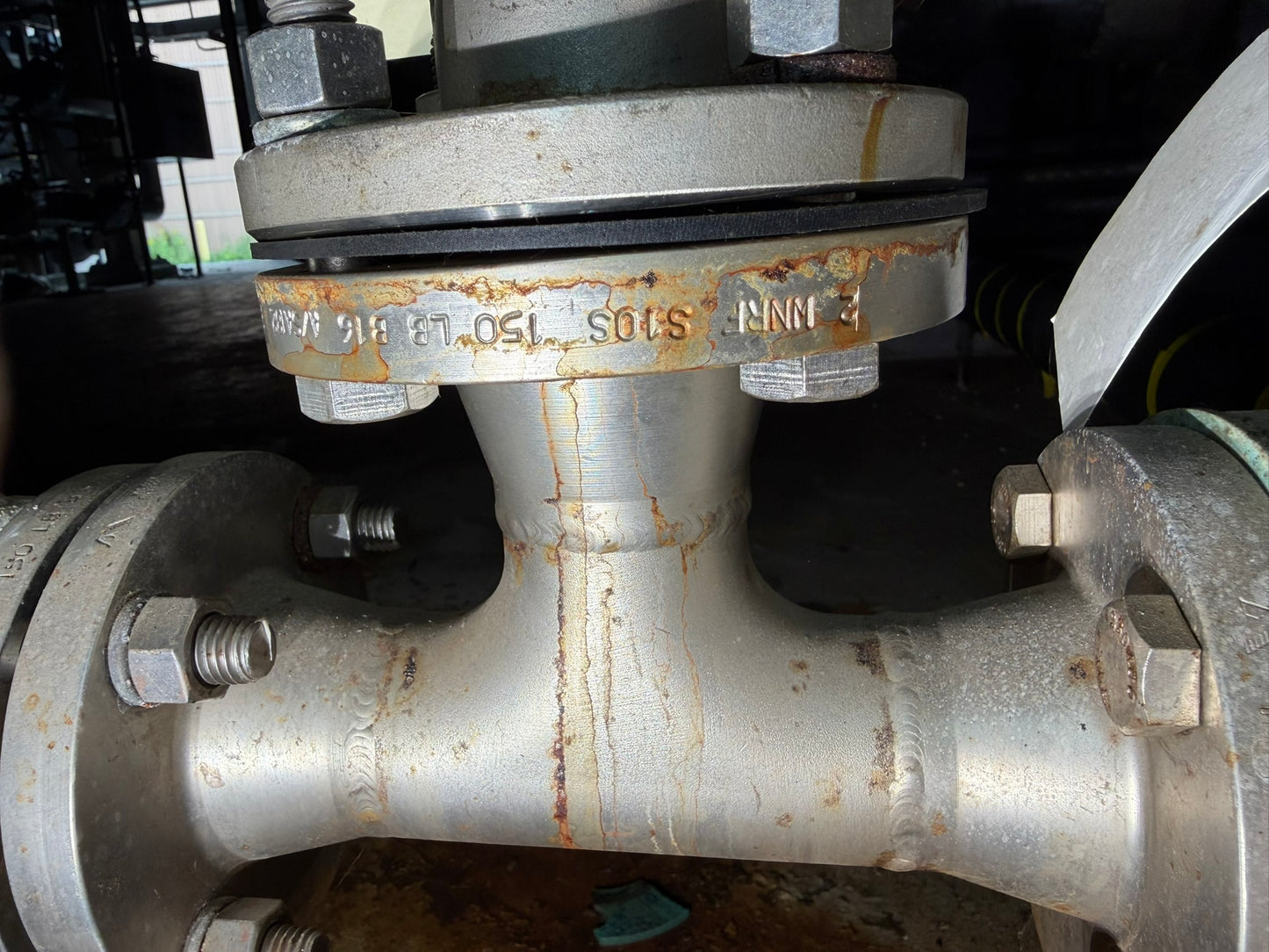 PA-04: 2-inch stainless flanged tee spool. nameplate photograph 2.