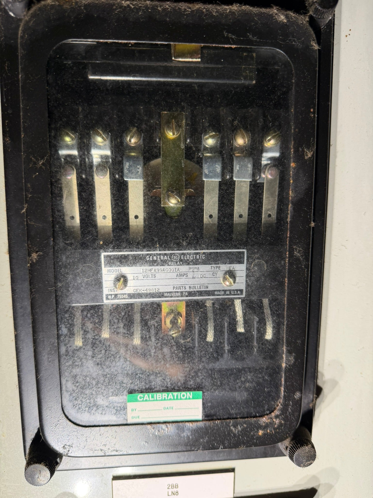 RY-05: GE HFA auxiliary relay — 12HFA99AG001A. overview photograph 1.