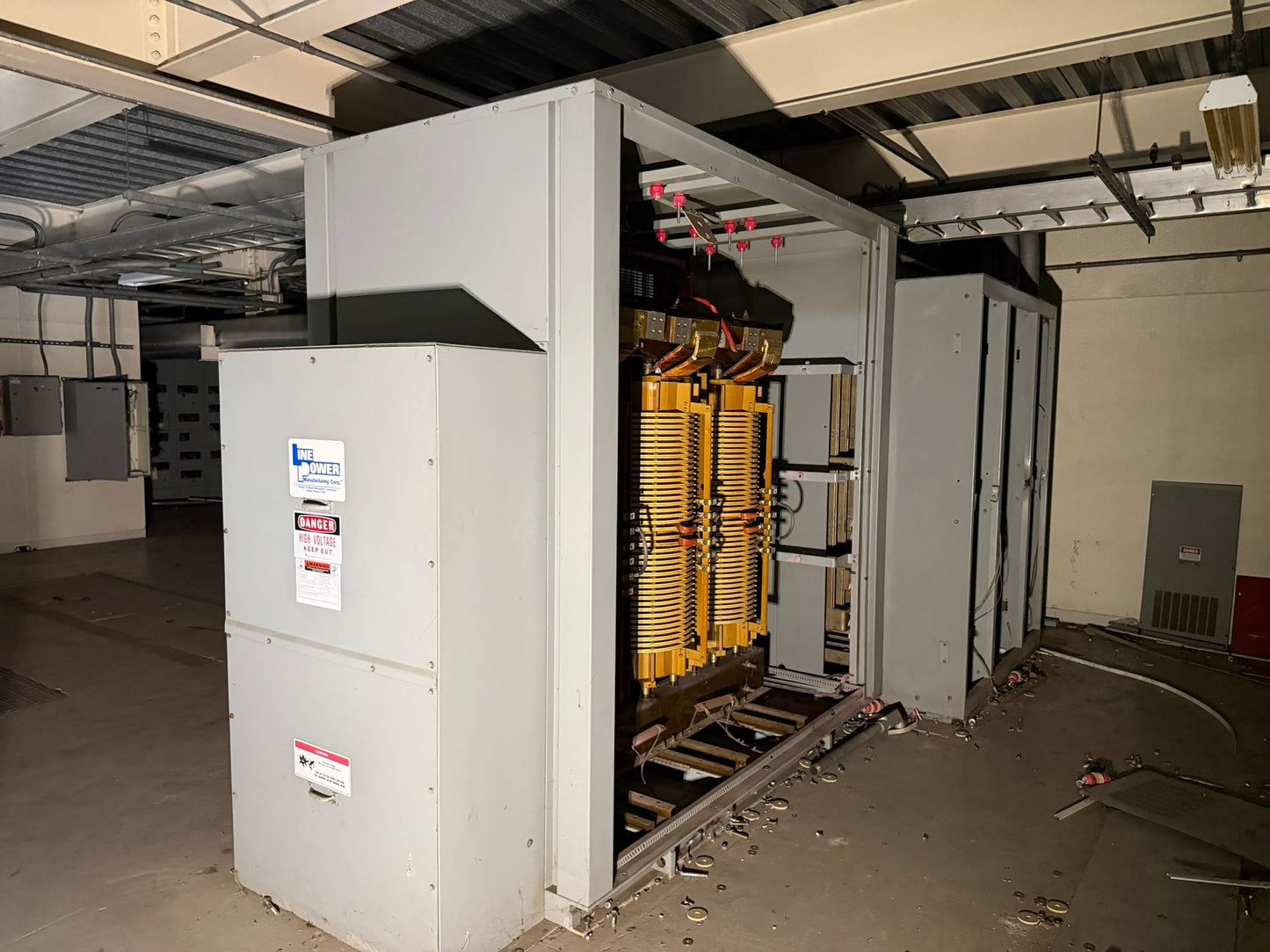 TR-01: Line Power 2,500/3,333 kVA dry-type motor-drive isolation transformer — 13.8 kV to 480Y/277 V. detail photograph 4.
