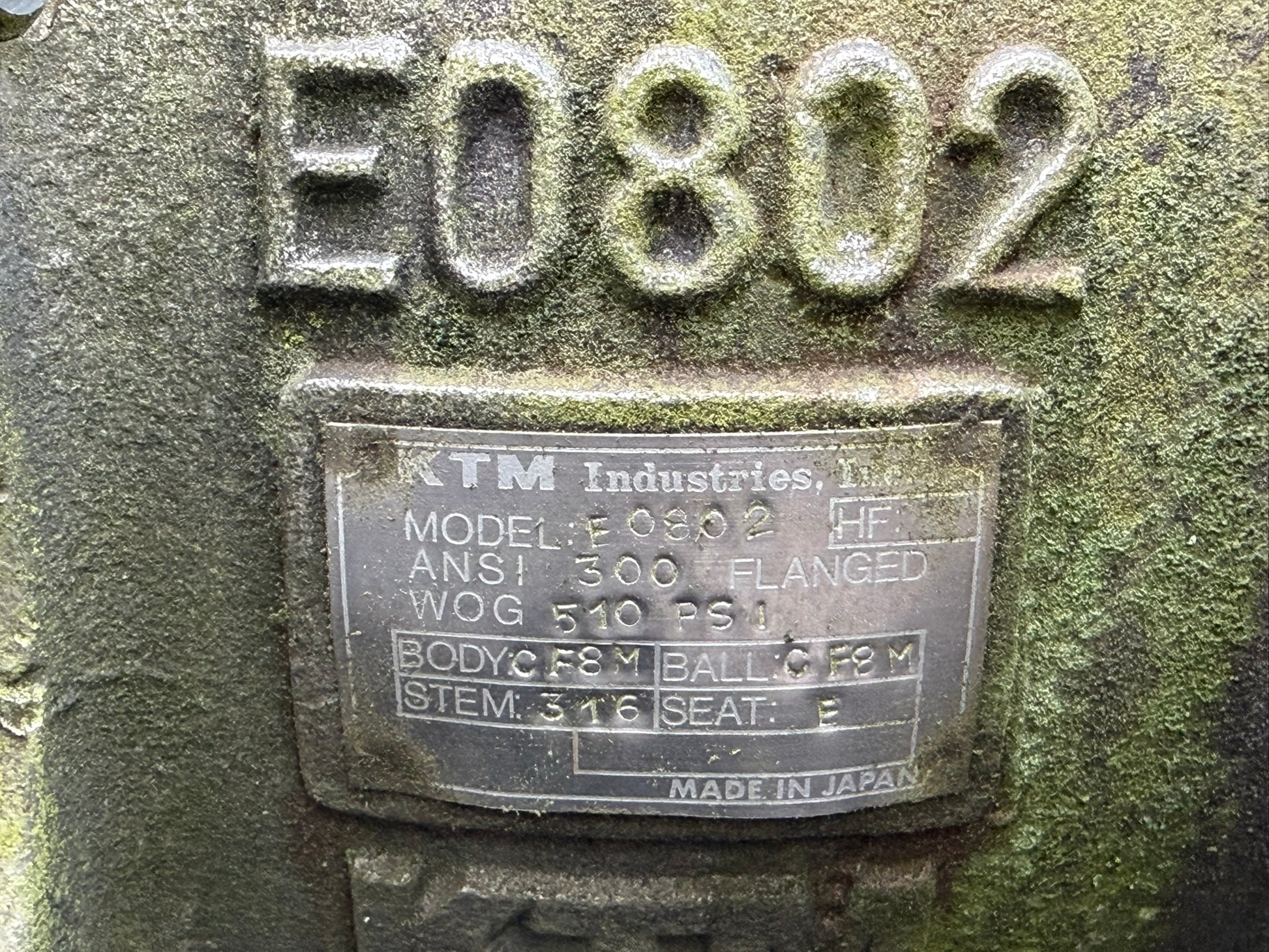 VL-01: KTM 6-inch Class 300 stainless ball valve. nameplate photograph 2.