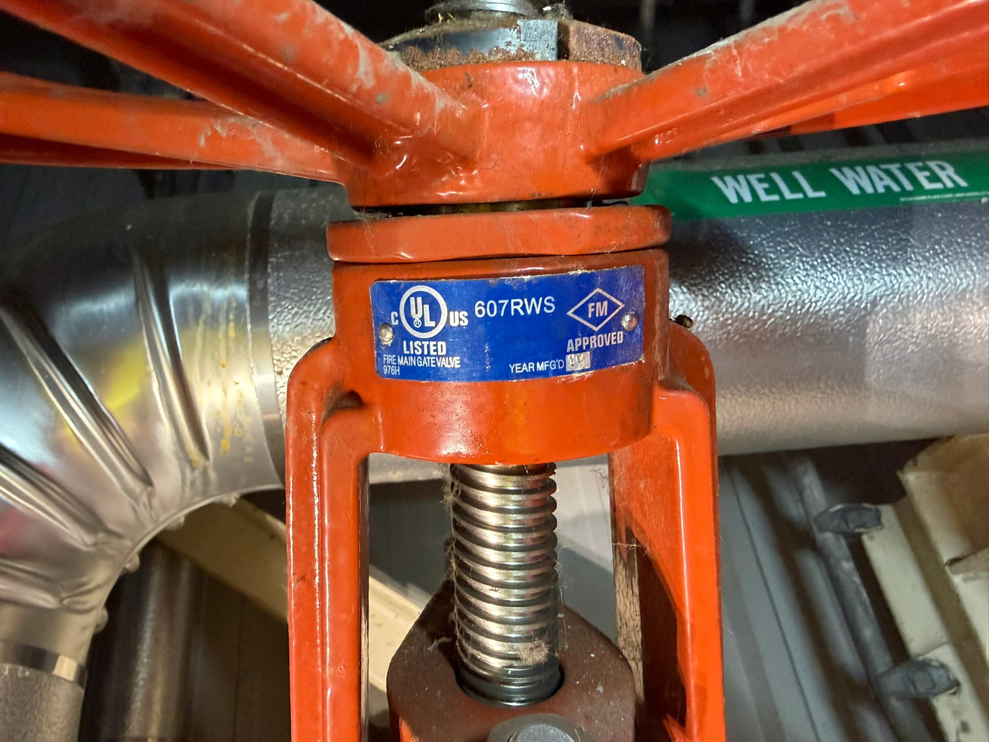 VL-15: NIBCO 6-inch OS&Y resilient-wedge gate valve. nameplate photograph 2.