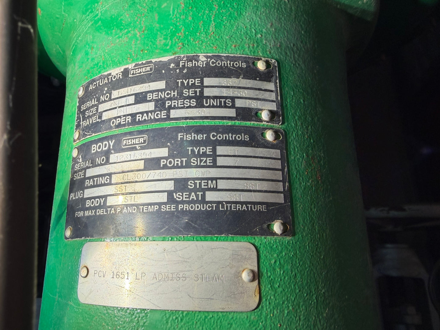 VL-28: Fisher 8-inch ET steam control valve. detail photograph 3.