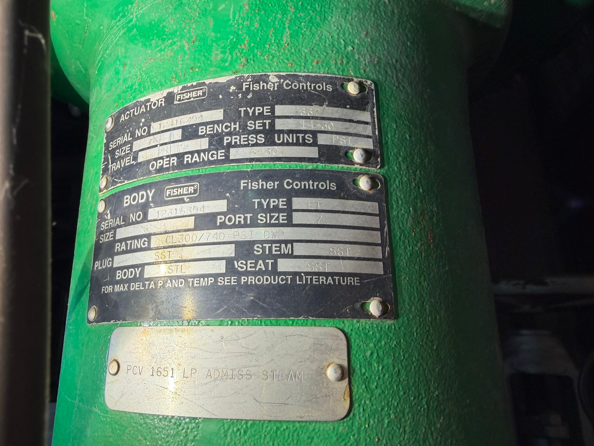 VL-28: Fisher 8-inch ET steam control valve. detail photograph 3.